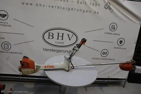 Bensindrevet buskrysser Stihl