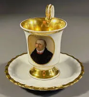 Taza con retrato Biedermeier Dr. Martin Lutter, KPM hacia 1830, alemán