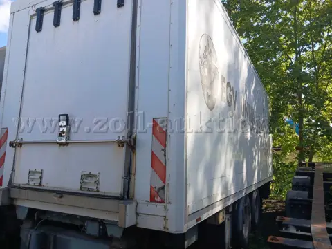 1 Wüllhorst, ZTFA 18 rimorchio refrigerato chiuso a due assi, bianco