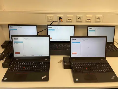 5 Lenovo ThinkPad T590 – 15,6 tuumaa (39,6 cm) – sis. telakointiasema