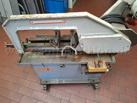 1 вертикальна стрічкопила Kasto HBS 250/280