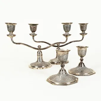 Dos pares de candelabros de mesa, Persia, siglo XX (4).