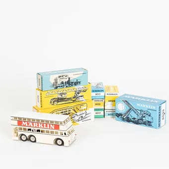 Lote Märklin: diez coches en miniatura (10).