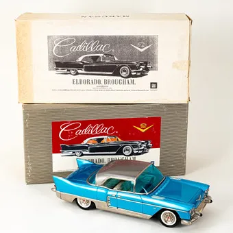 MARUSAN, Cadillac Eldorado Brougham en embalaje original, años 1950-1960.