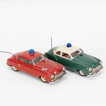 SCHUCO. Coche eléctrico Arlam 5340 bomberos y policía, Núremberg, hacia 1960-1966 (2).