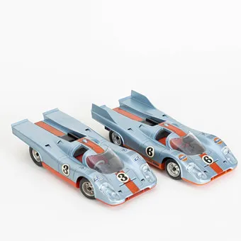 SCHUCO. Twee racewagens, Porsche 1917 ´Gulf Racing`, Fürth, jaren 1970 (2).