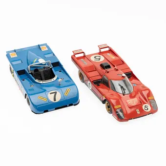 EDISON GIOCATTOLI. Két modellautó, Shocking Ferrari 520 Prototipo és Shocking Line Alpha Romeo 333TT, Olaszország, 1970-es évek (2).