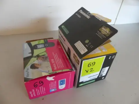 Konvolut med teknisk tilbehør