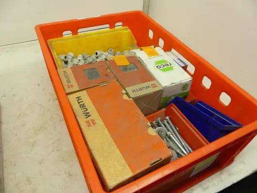 Skup materijala za pričvršćivanje