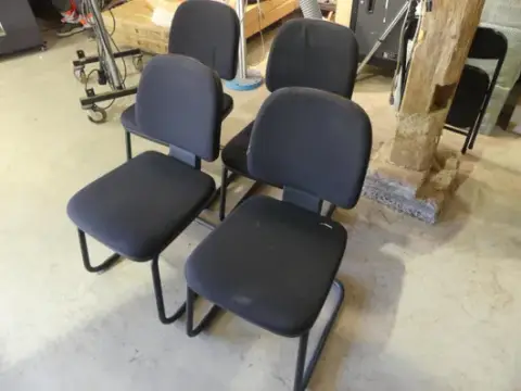 4 stk. cantilever-besøgsstole
