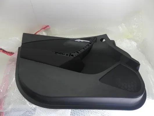 Opel Astra Delta II - Dørbeklædning venstre (jet black)