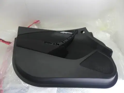 Opel Astra Delta II - Dørbeklædning venstre (jet black)