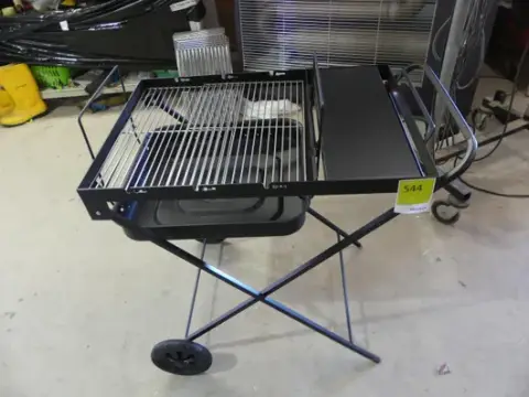 Heibi - kulgrill, sammenklappelig med hjul