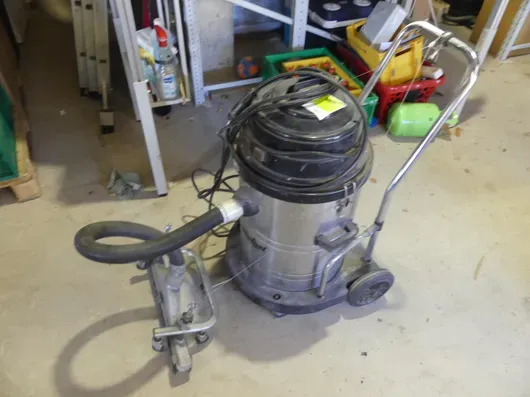 Mistral turbo - Våd-/tørsuger med chassis og gulvmundstykke