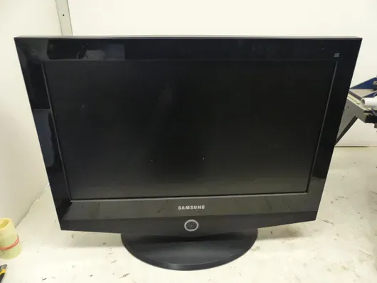 Samsung - LCD-fjernsyn HD ready