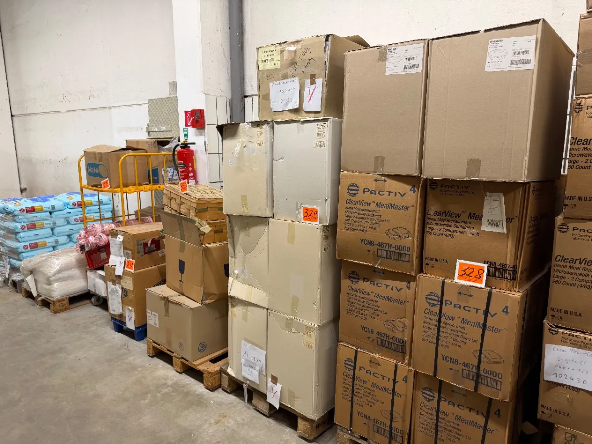 Posten Haushaltsboxen + Viereckdosen
