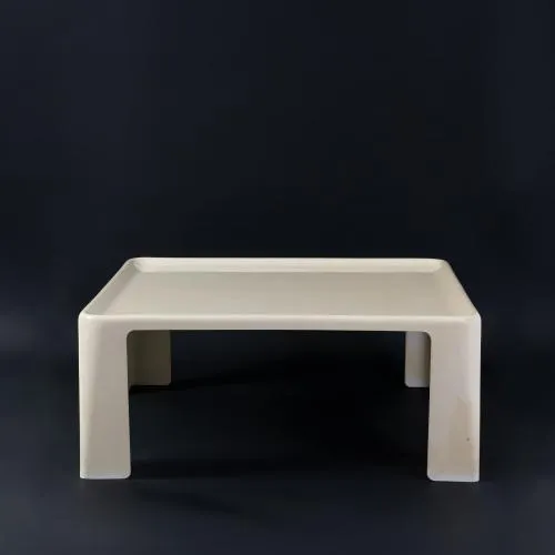 Mario Bellini – Table d'appoint 'Amanta', années 1960 (design)