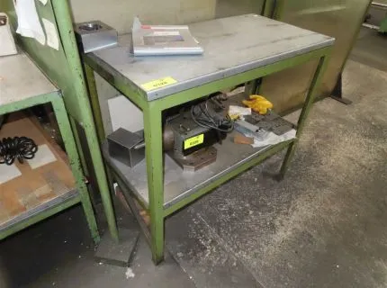 1 Ablagetisch, ca. 100 x 40 cm, 2 Ablagen
