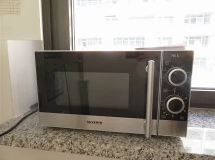 1 microwave, brand Serverin, 700 W, with grill function, stainless steel