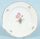 Bord "KPM, Berlin" – porselein, handbeschilderd, bloemdecor, golvende rand, D= 25 cm, sceptermerk, groene rijksappel
