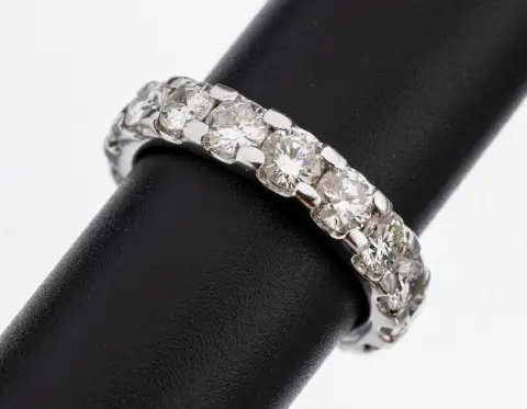 Bague memory brillant or 14 ct, or blanc 585/000, 17 brillants env. 4.50 ct