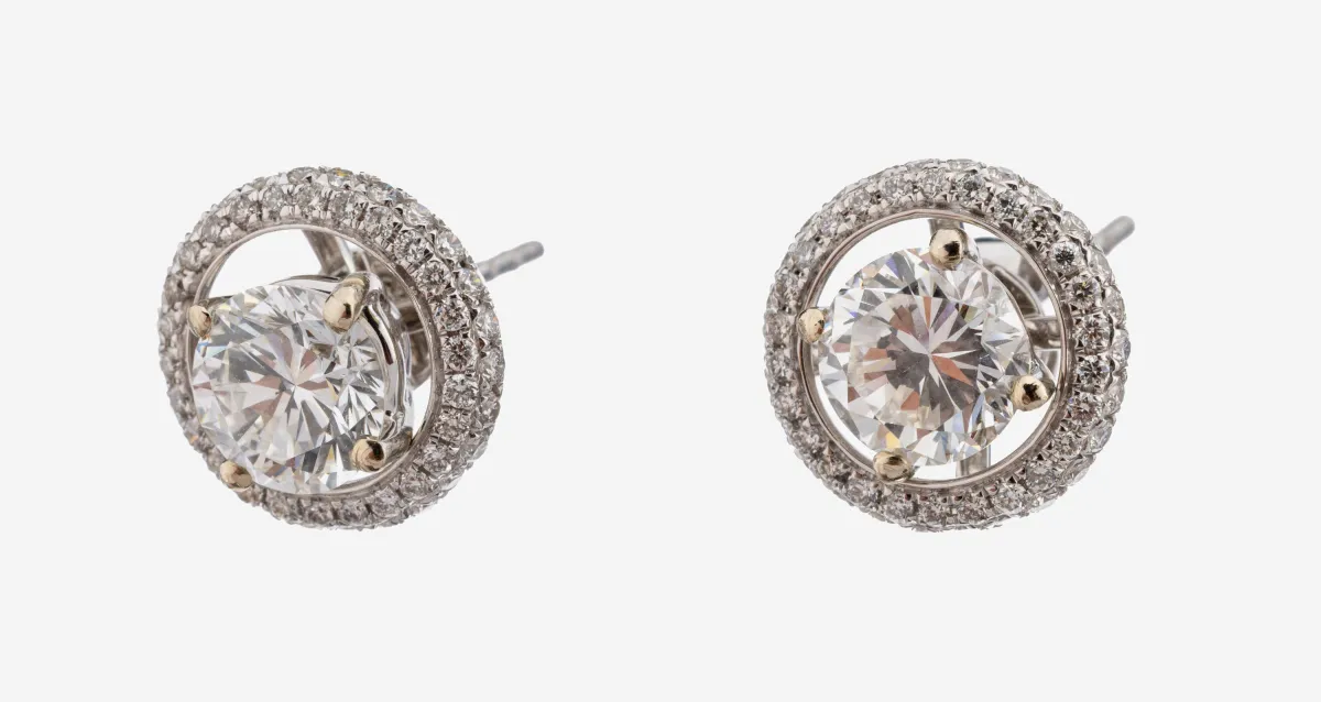 Paire de boucles d'oreilles en or 14 ct avec brillants, or blanc 585/000, 2 brillants env. 1,75 ct