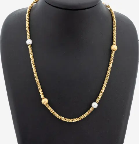 Collier de perles en or 18 ct, or jaune 750/000, chaîne royale avec perles de culture, diam. env. 7,4 mm