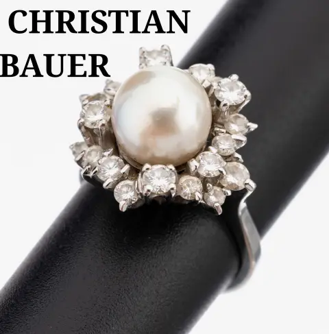 Bague perle et diamant CHRISTIAN BAUER en or 18 ct, or gris 750/000, perle de culture centrale, diam. env. 8,6