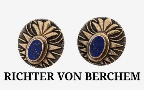 Paar 14 kt goud en zilver RICHTER VON BERCHEM lapis lazuli manchetknopen, geelgoud