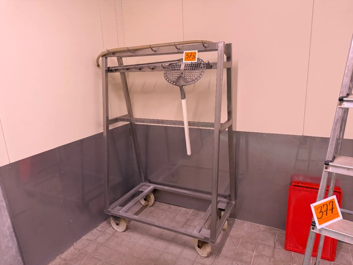Stainless steel frame (mobile) + (1 sieve)