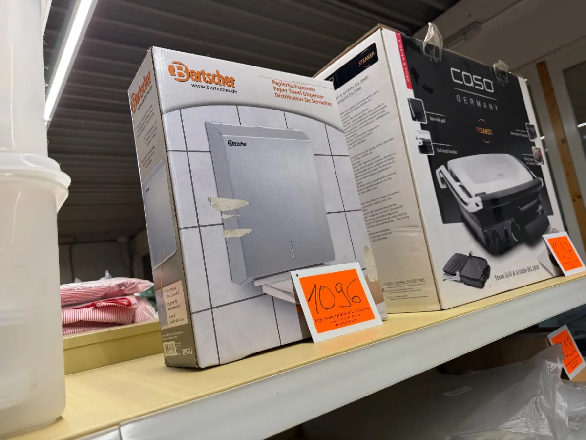 Paper towel dispenser (Bartscher)