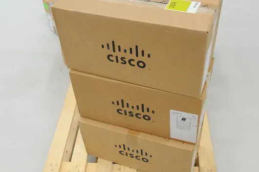 Konvolut Cisco Aironet 3702I & 2802 WiFi Access Points