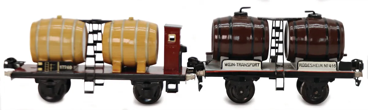 MÄRKLIN – 2 pièces voie 0