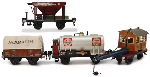 MÄRKLIN – Conv. 4 wagons de marchandises à 2 essieux
