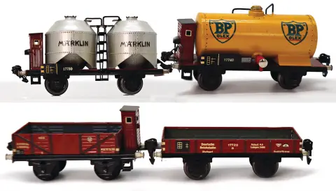 MÄRKLIN – 4 pièces, wagons de marchandises à 2 essieux