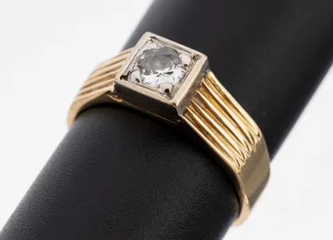 Bague diamant en or 14 ct, années 1930, or jaune/blanc 585/000, épaules de bague cannelées, en or blanc