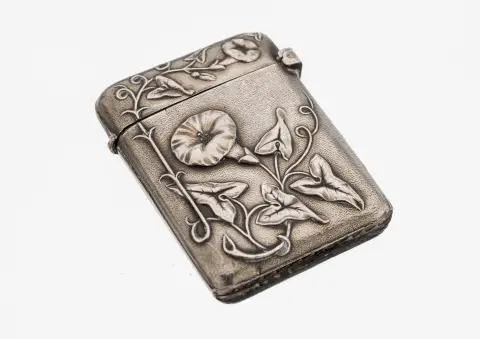 Étui à allumettes, France vers 1900, argent 800, intérieur doré, poinçon de maître