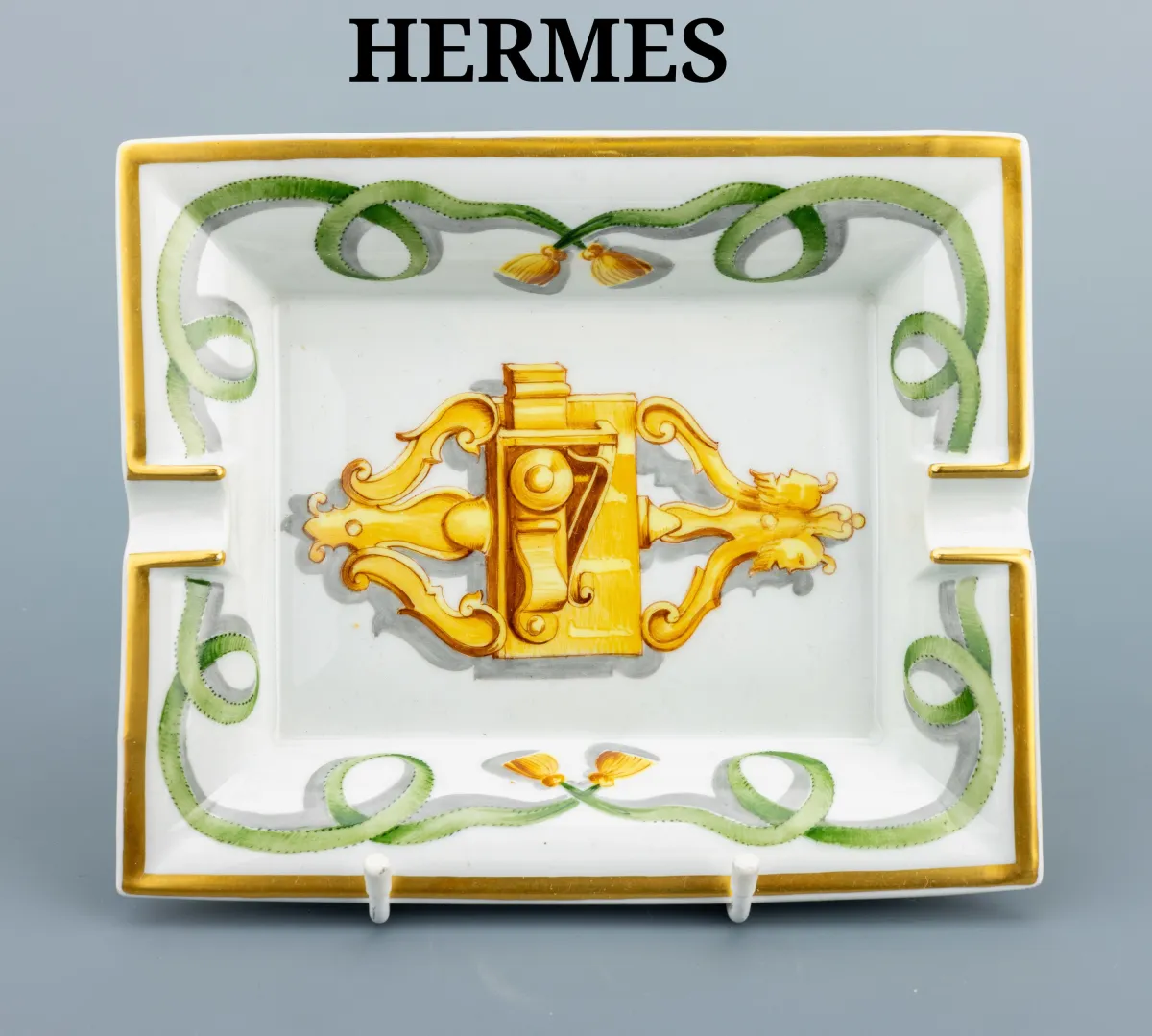HERMES asbak, porselein, centraal historisch deurslot