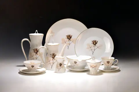 Koffie-, thee- en dinerservies, Rosenthal, vorm 2000, decor Black Rose Schattenrose