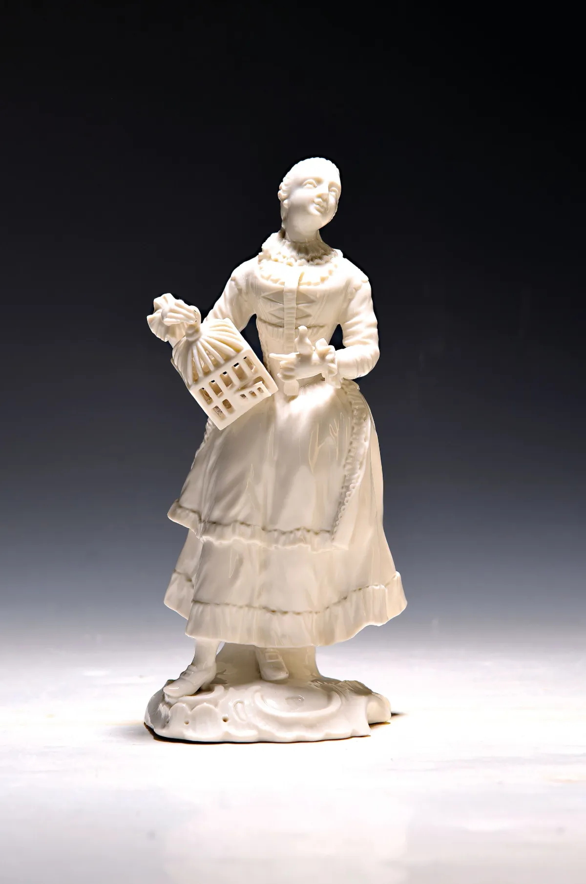 Porcelánová figurka, Nymphenburg, kolem 1924, Dáma s ptačí klecí, podle Frankenthal