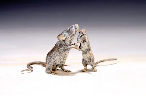 Deux rats, bronze viennois, signé Bergmann, polychrome, env. 6x12 cm