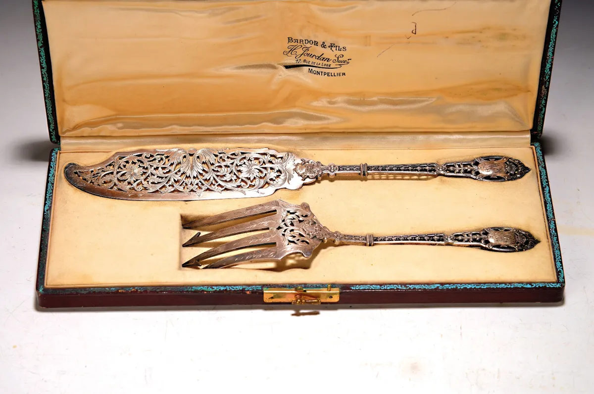 Service à poisson 2 pièces en argent, France, début 20e s., argent 950, riche