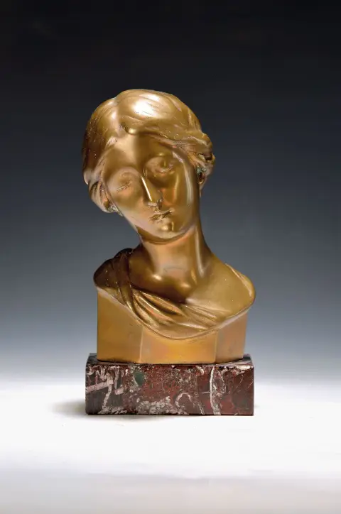 Buste de femme, vers 1900, bronze, monogrammé GL au dos, sur socle en marbre, env. 23 cm