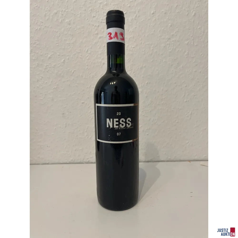 Elvi Ness Tinto