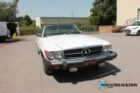 SAMOCHÓD kabriolet MERCEDES-BENZ SL380, R107