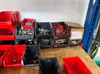 1 partij diverse hydraulische accessoires