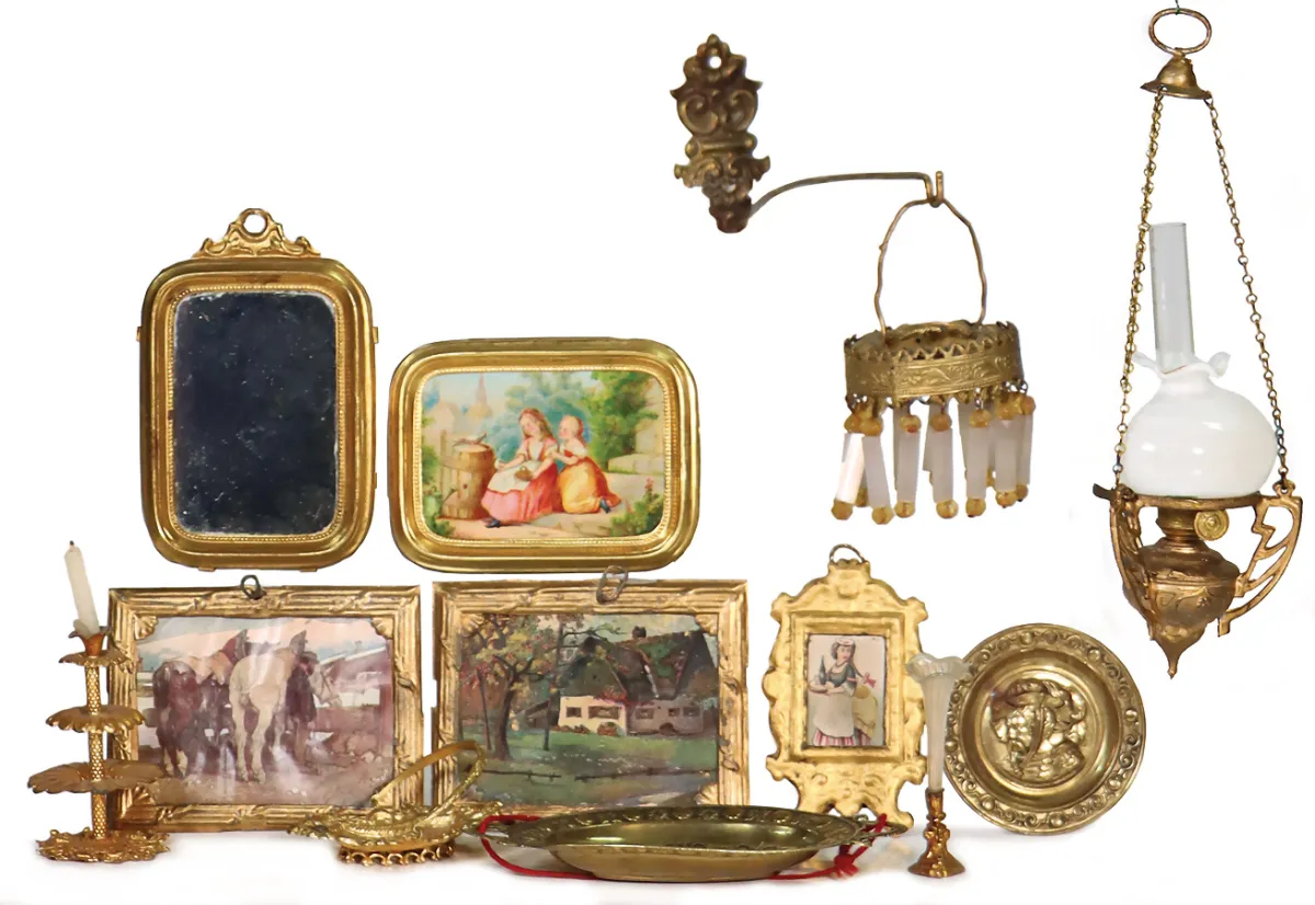 4 tableaux de maison de poupée