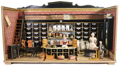KIBRI – panský obchod s galerií a schodištěm