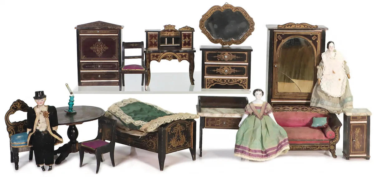 Nábytek do domečku pro panenky s Boulle ornamenty