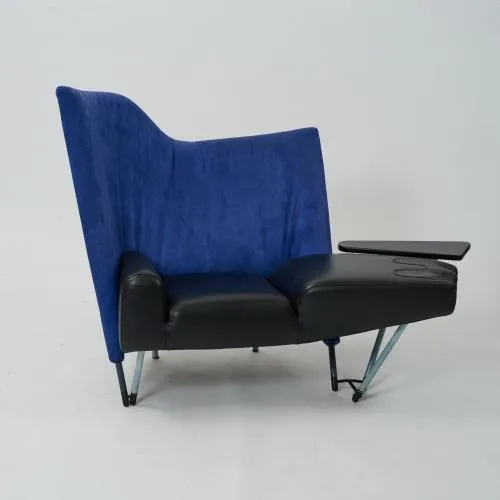 Paolo Deganello – Fauteuil avec repose-pieds 'Torso', 1982 (design)